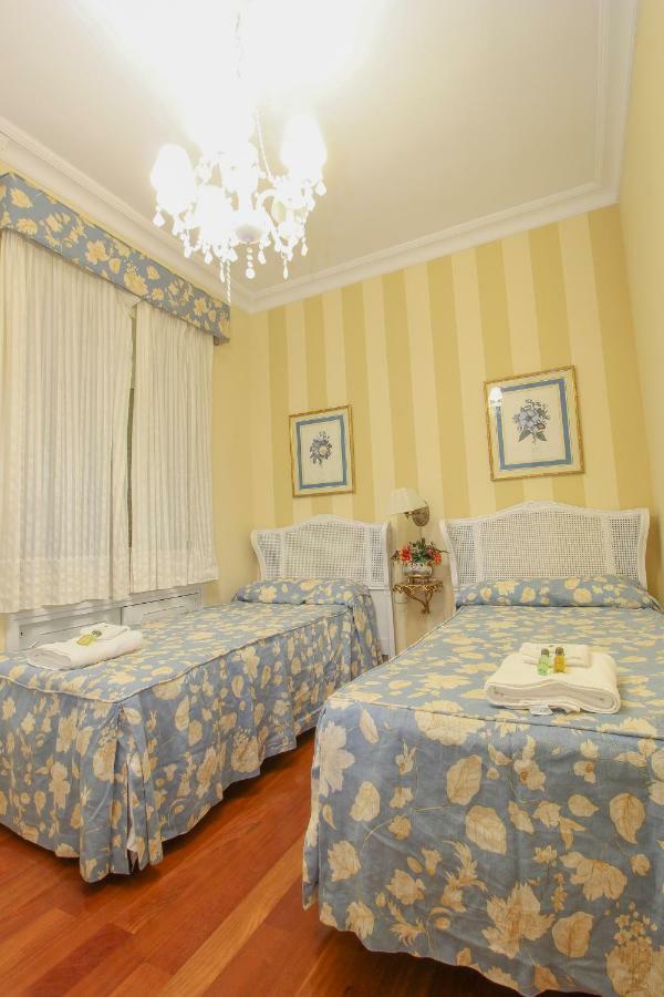 Апартаменты Apartamento La Feria Севилья Экстерьер фото